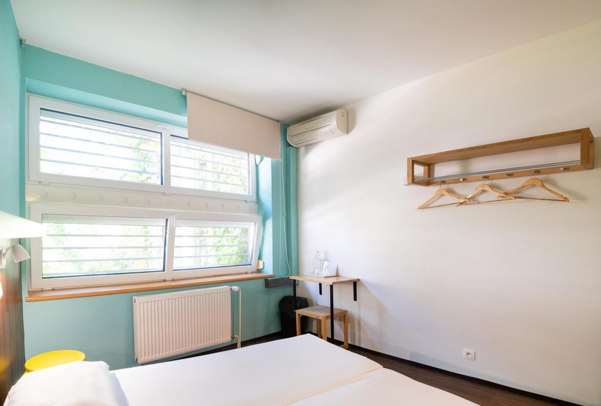 Safestay Bratislava Presidential Palace Екстериор снимка