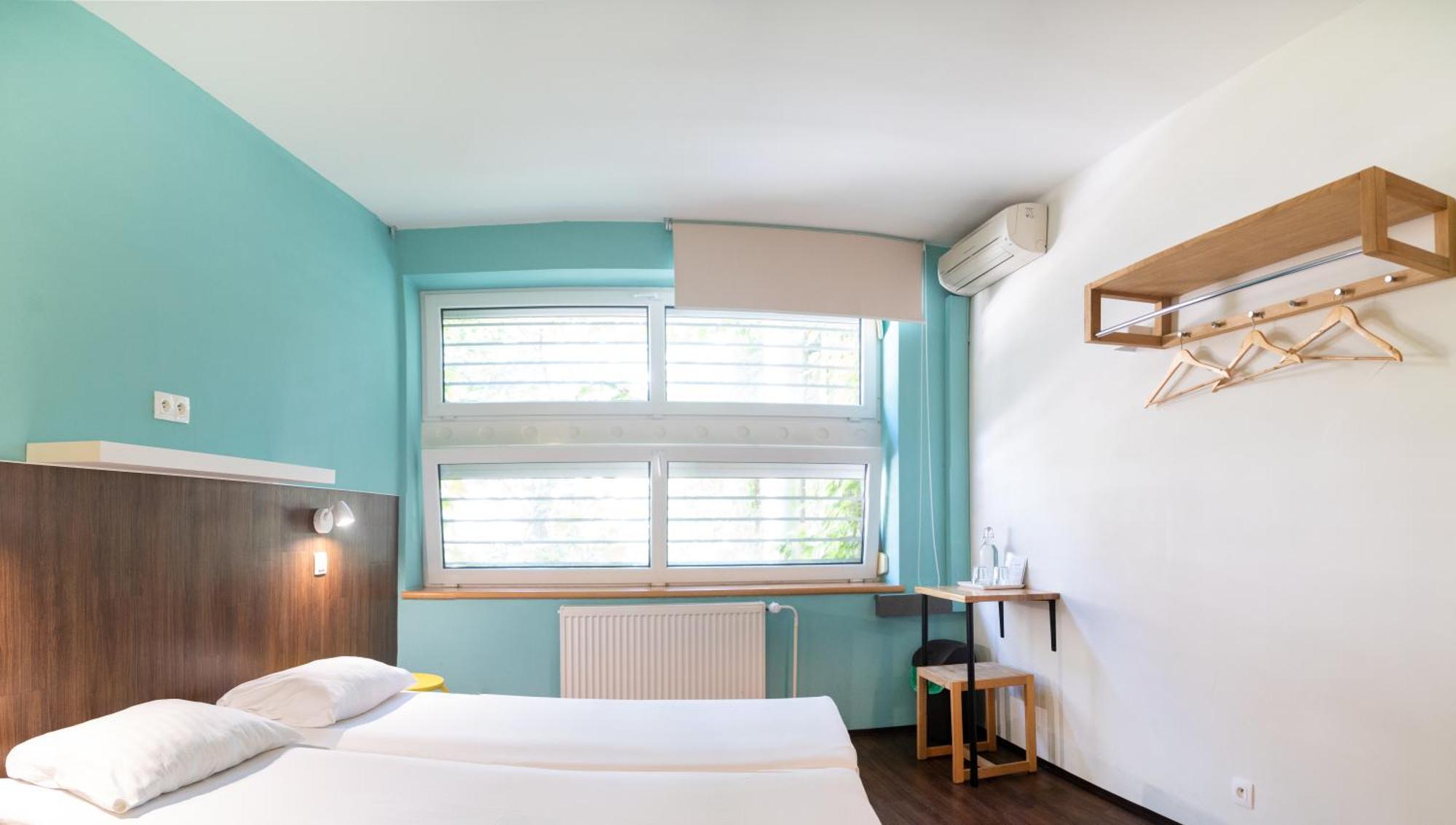Safestay Bratislava Presidential Palace Екстериор снимка